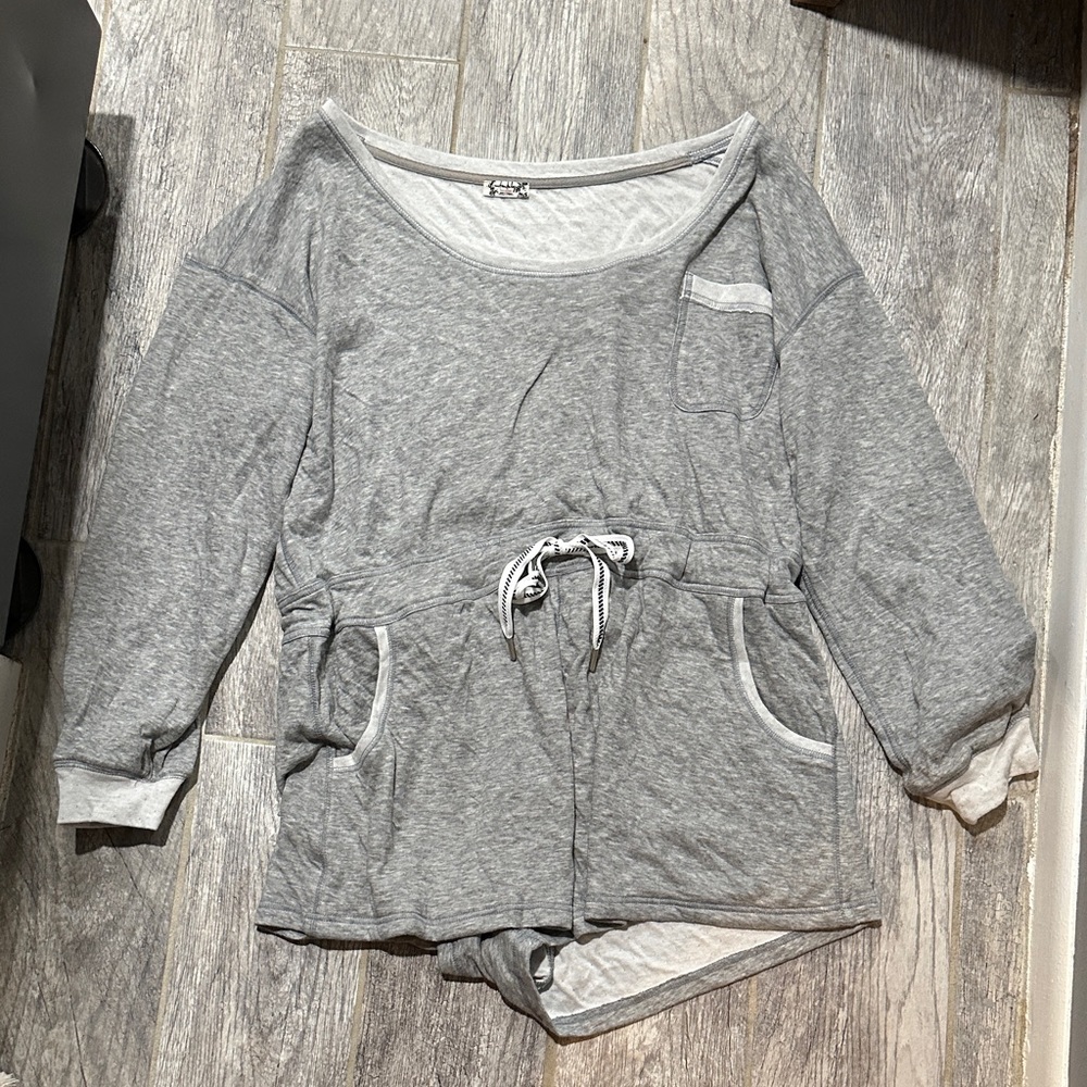 Free People Light Gray Long Sleeve Top